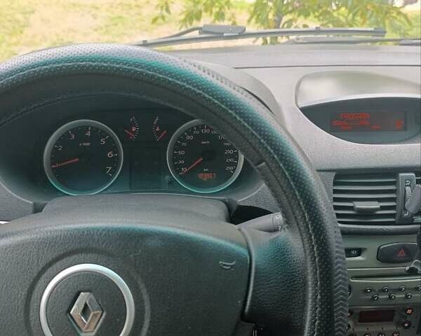 Рено Clio Symbol 2008 у Кременчуге на Automoto.ua Синій Рено Clio Symbol, об'ємом двигуна 1.4 л та пробігом 183 тис. км за 3900 $, фото 16 на Automoto.ua