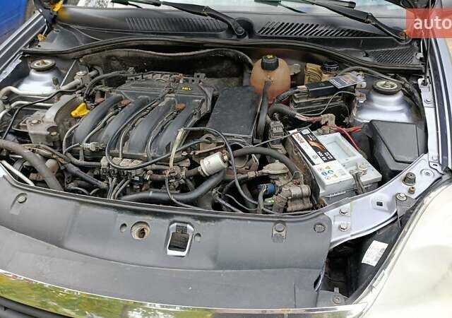 Рено Clio Symbol 2008 у Кременчуге на Automoto.ua Синій Рено Clio Symbol, об'ємом двигуна 1.4 л та пробігом 183 тис. км за 3900 $, фото 17 на Automoto.ua