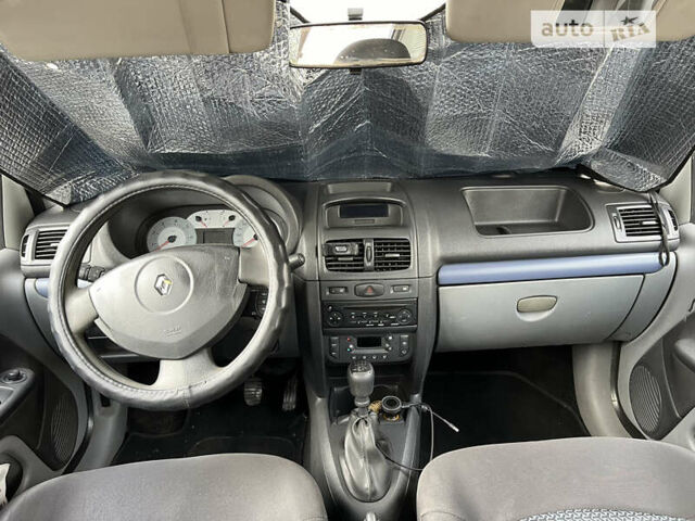 Синий Рено Clio Symbol, объемом двигателя 1.4 л и пробегом 244 тыс. км за 2774 $, фото 4 на Automoto.ua
