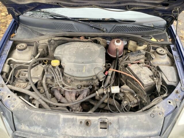 Рено Clio Symbol 2008 в Виннице на Automoto.ua Синий Рено Clio Symbol, объемом двигателя 1.4 л и пробегом 199 тыс. км за 2550 $, фото 9 на Automoto.ua