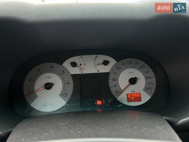Рено Clio Symbol 2008 в Каменце-Подольском на Automoto.ua Синий Рено Clio Symbol, объемом двигателя 1.39 л и пробегом 167 тыс. км за 2600 $, фото 7 на Automoto.ua