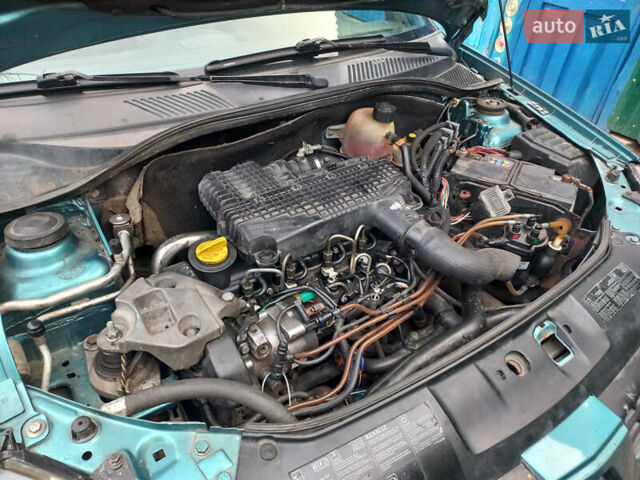 Зеленый Рено Clio Symbol, объемом двигателя 1.5 л и пробегом 200 тыс. км за 2500 $, фото 1 на Automoto.ua