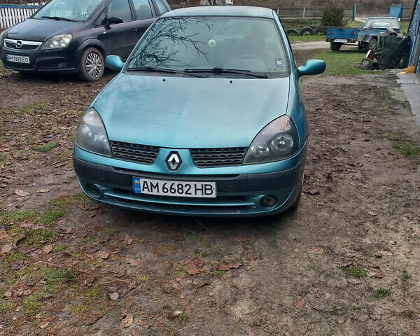 Зеленый Рено Clio Symbol, объемом двигателя 1.5 л и пробегом 200 тыс. км за 2500 $, фото 4 на Automoto.ua