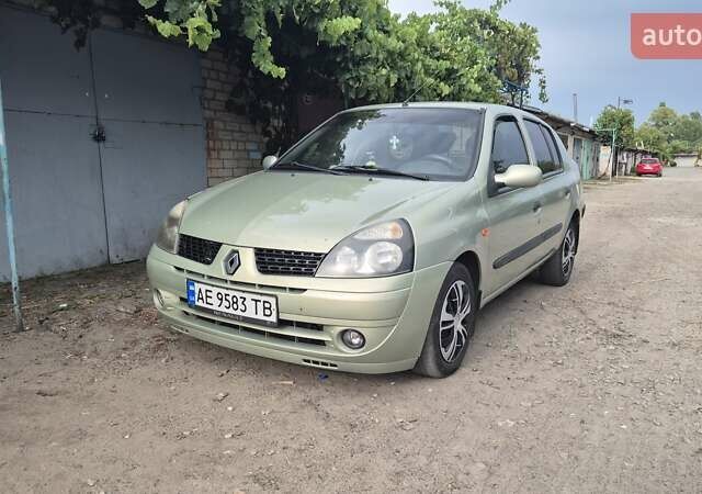Зелений Рено Clio Symbol, об'ємом двигуна 1.39 л та пробігом 274 тис. км за 2800 $, фото 8 на Automoto.ua