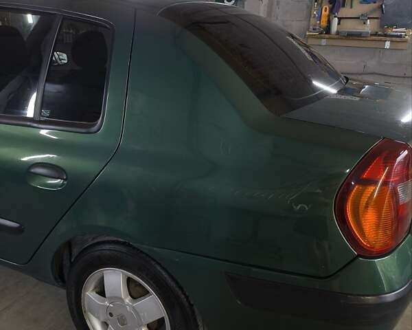 Зеленый Рено Clio Symbol, объемом двигателя 1.4 л и пробегом 114 тыс. км за 4200 $, фото 3 на Automoto.ua