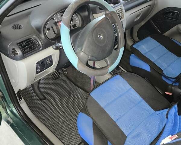 Зеленый Рено Clio Symbol, объемом двигателя 1.4 л и пробегом 114 тыс. км за 4200 $, фото 10 на Automoto.ua