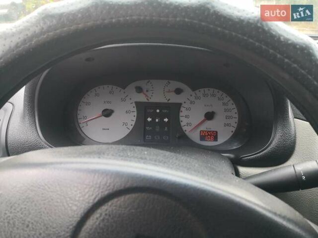 Зеленый Рено Clio Symbol, объемом двигателя 1.4 л и пробегом 326 тыс. км за 2200 $, фото 9 на Automoto.ua