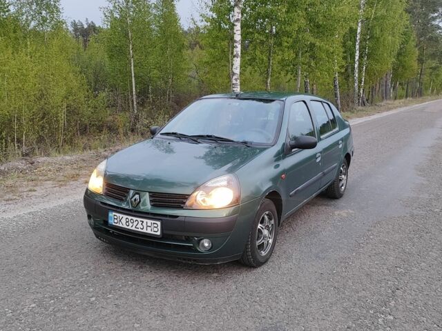 Зеленый Рено Clio Symbol, объемом двигателя 1.4 л и пробегом 305 тыс. км за 2700 $, фото 15 на Automoto.ua