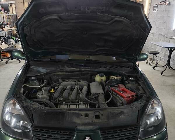 Зеленый Рено Clio Symbol, объемом двигателя 1.4 л и пробегом 114 тыс. км за 4200 $, фото 6 на Automoto.ua
