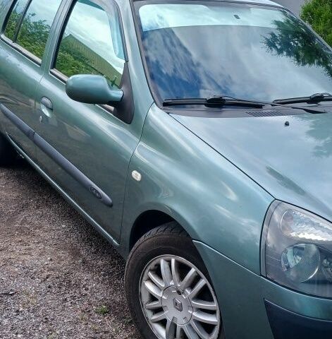 Зеленый Рено Clio Symbol, объемом двигателя 1.4 л и пробегом 185 тыс. км за 3300 $, фото 2 на Automoto.ua