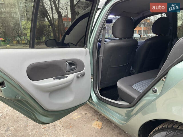 Зелений Рено Clio Symbol, об'ємом двигуна 1.4 л та пробігом 245 тис. км за 3700 $, фото 10 на Automoto.ua
