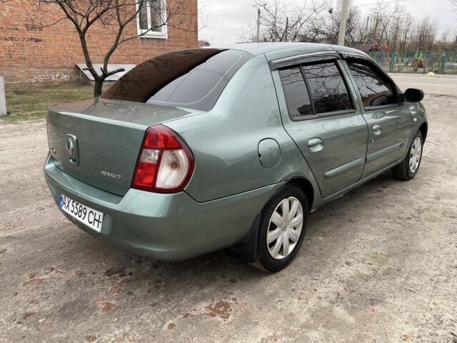 Зеленый Рено Clio Symbol, объемом двигателя 1.4 л и пробегом 245 тыс. км за 3500 $, фото 5 на Automoto.ua