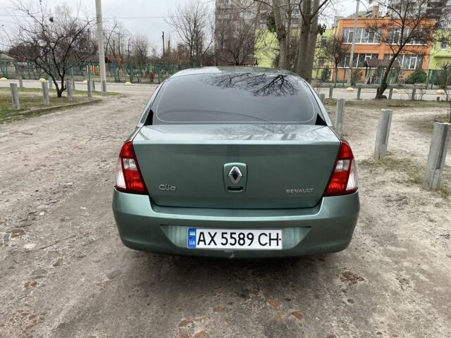 Зеленый Рено Clio Symbol, объемом двигателя 1.4 л и пробегом 245 тыс. км за 3500 $, фото 4 на Automoto.ua