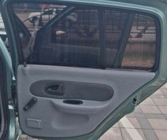 Зеленый Рено Clio Symbol, объемом двигателя 1.4 л и пробегом 165 тыс. км за 4000 $, фото 8 на Automoto.ua