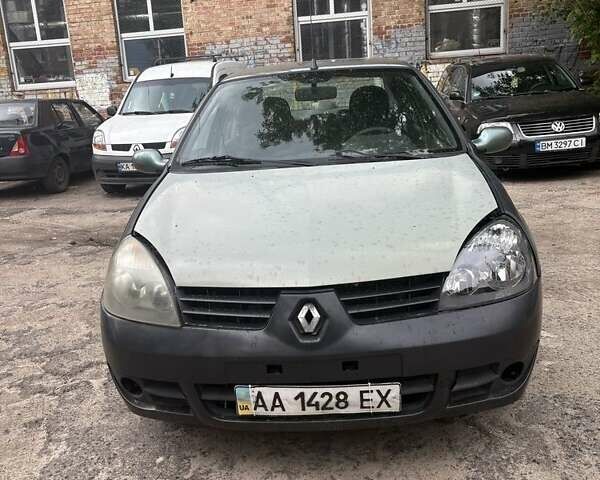 Зелений Рено Clio Symbol, об'ємом двигуна 1.4 л та пробігом 87 тис. км за 2649 $, фото 22 на Automoto.ua