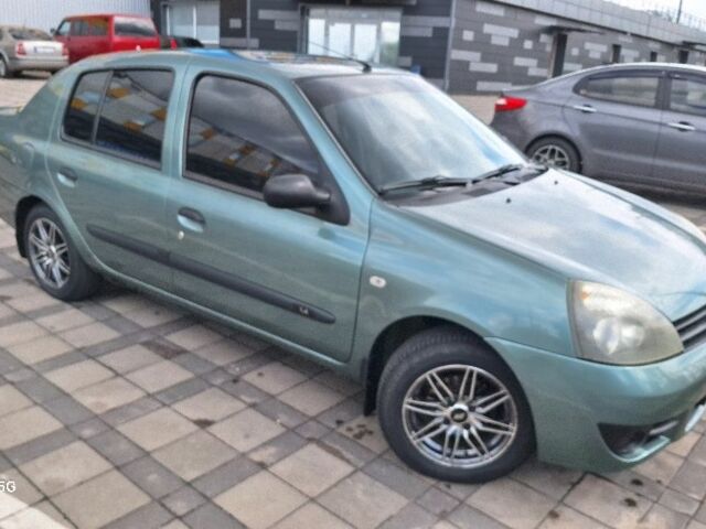 Зеленый Рено Clio Symbol, объемом двигателя 1.4 л и пробегом 165 тыс. км за 4400 $, фото 2 на Automoto.ua