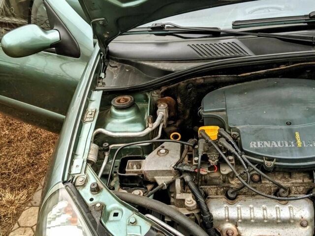 Зеленый Рено Clio Symbol, объемом двигателя 1.4 л и пробегом 223 тыс. км за 4300 $, фото 16 на Automoto.ua