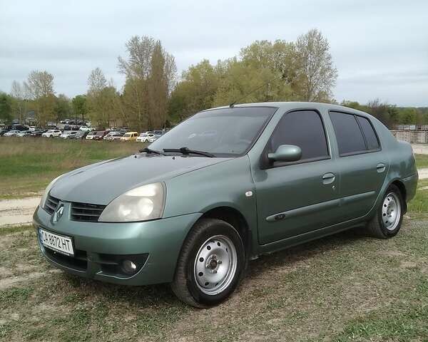 Зеленый Рено Clio Symbol, объемом двигателя 1.4 л и пробегом 267 тыс. км за 2200 $, фото 7 на Automoto.ua