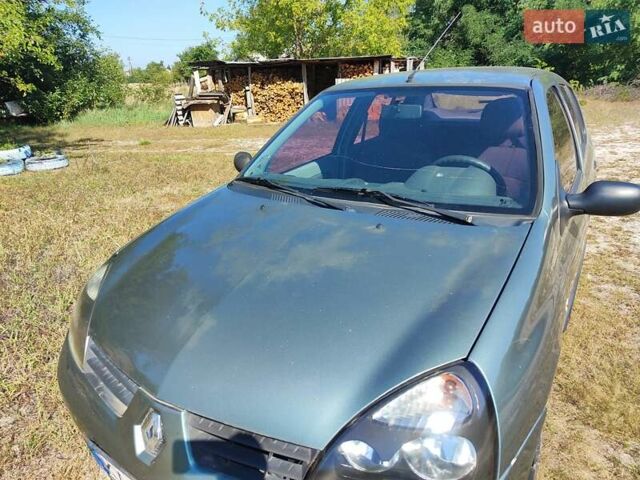 Зелений Рено Clio Symbol, об'ємом двигуна 1.39 л та пробігом 178 тис. км за 3200 $, фото 6 на Automoto.ua