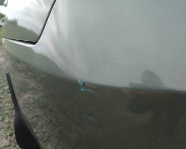 Зеленый Рено Clio Symbol, объемом двигателя 1.4 л и пробегом 267 тыс. км за 2200 $, фото 31 на Automoto.ua