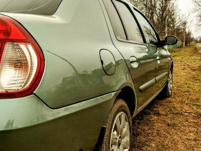 Зеленый Рено Clio Symbol, объемом двигателя 1.4 л и пробегом 223 тыс. км за 4300 $, фото 3 на Automoto.ua