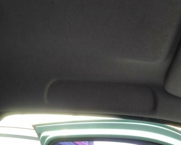 Зеленый Рено Clio Symbol, объемом двигателя 1.4 л и пробегом 267 тыс. км за 2200 $, фото 80 на Automoto.ua