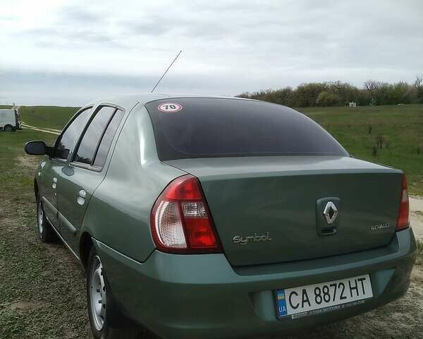 Зеленый Рено Clio Symbol, объемом двигателя 1.4 л и пробегом 267 тыс. км за 2200 $, фото 6 на Automoto.ua