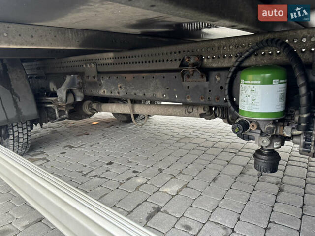 Білий Рено D-Series, об'ємом двигуна 3 л та пробігом 223 тис. км за 20700 $, фото 14 на Automoto.ua