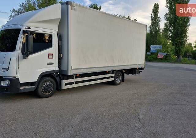 Белый Рено D-Series, объемом двигателя 2.95 л и пробегом 480 тыс. км за 23000 $, фото 3 на Automoto.ua