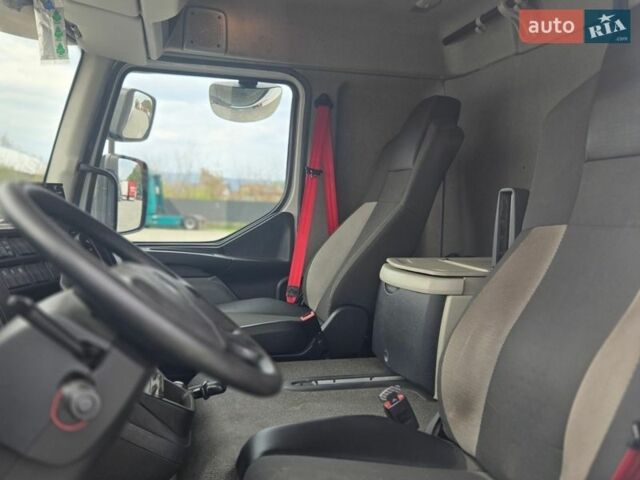 Белый Рено D-Series, объемом двигателя 5.13 л и пробегом 460 тыс. км за 45000 $, фото 19 на Automoto.ua