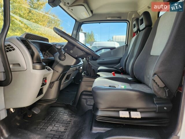 Белый Рено D-Series, объемом двигателя 3 л и пробегом 327 тыс. км за 38155 $, фото 30 на Automoto.ua