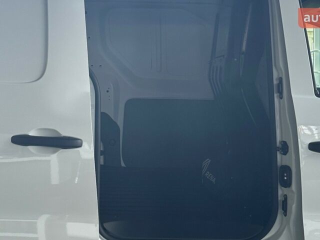 Рено Express Van, объемом двигателя 1.46 л и пробегом 0 тыс. км за 21512 $, фото 4 на Automoto.ua