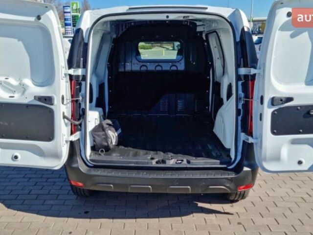Рено Express Van, объемом двигателя 1.46 л и пробегом 0 тыс. км за 21882 $, фото 5 на Automoto.ua