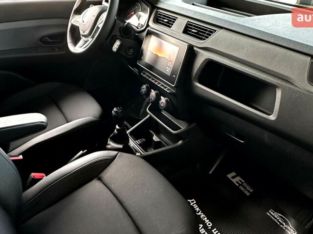 Рено Express Van 2025 в Луцке на Automoto.ua Рено Express Van, объемом двигателя 1.46 л и пробегом 0 тыс. км за 21447 $, фото 26 на Automoto.ua