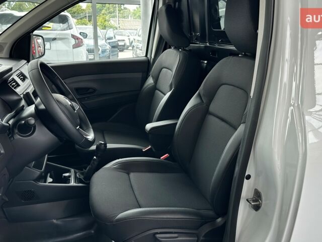 купить новое авто Рено Express Van 2025 года от официального дилера Автоцентр AUTO.RIA Рено фото