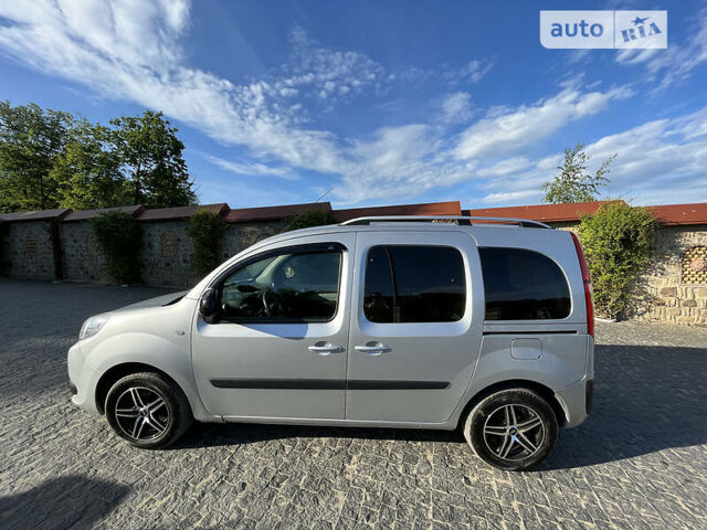 Сірий Рено Kangoo Combi, об'ємом двигуна 1.5 л та пробігом 169 тис. км за 10499 $, фото 35 на Automoto.ua