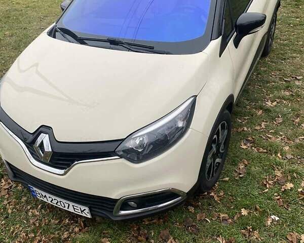 Бежевый Рено Kaptur, объемом двигателя 1.5 л и пробегом 145 тыс. км за 10300 $, фото 2 на Automoto.ua