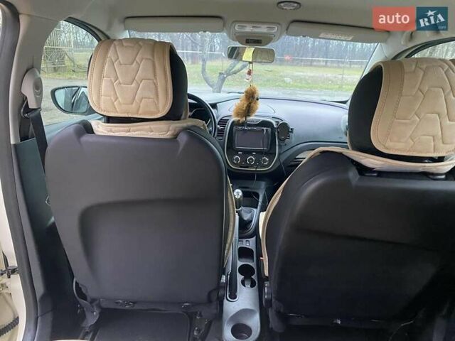 Бежевый Рено Kaptur, объемом двигателя 1.5 л и пробегом 145 тыс. км за 10300 $, фото 9 на Automoto.ua