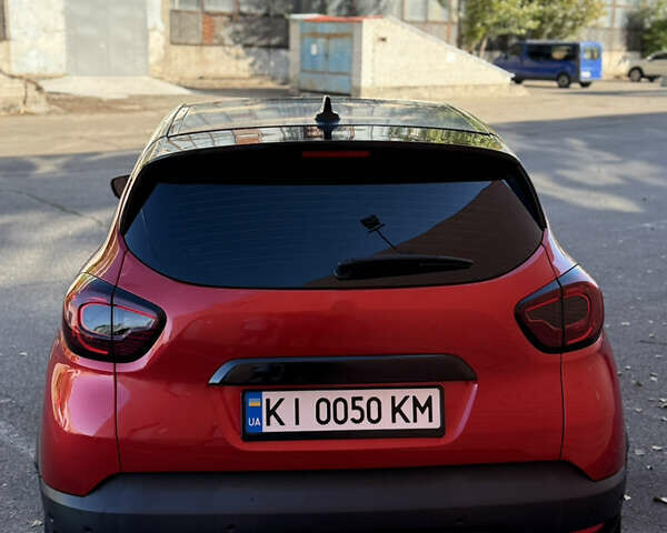 Рено Kaptur 2017 в Киеве на Automoto.ua Красный Рено Kaptur, объемом двигателя 1.46 л и пробегом 139 тыс. км за 13100 $, фото 11 на Automoto.ua