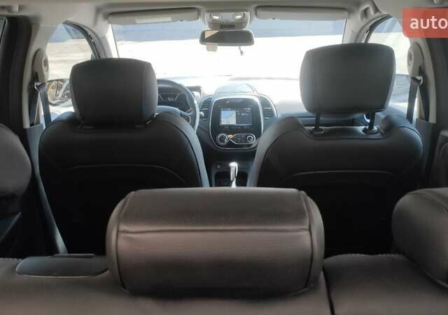 Синій Рено Kaptur, об'ємом двигуна 1.5 л та пробігом 25 тис. км за 15999 $, фото 11 на Automoto.ua