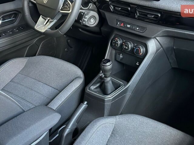 Рено Kardian, объемом двигателя 1 л и пробегом 0 тыс. км за 20683 $, фото 28 на Automoto.ua