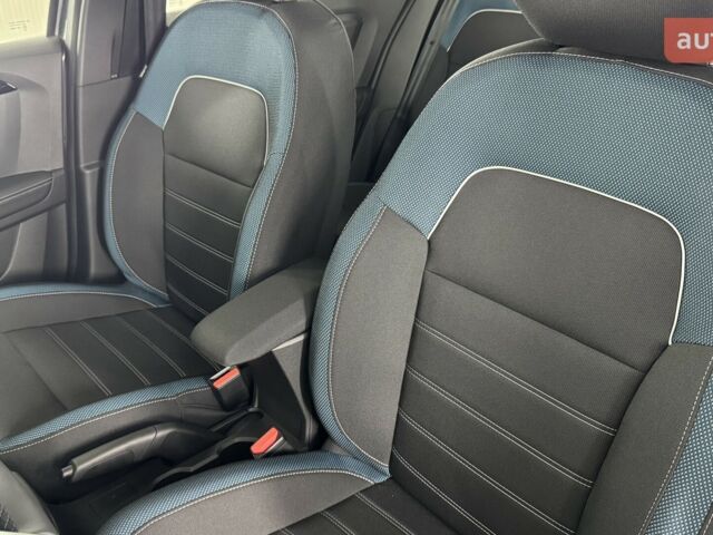 купить новое авто Рено Kardian 2025 года от официального дилера Автоцентр AUTO.RIA Рено фото