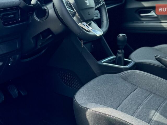 Рено Kardian, объемом двигателя 1 л и пробегом 0 тыс. км за 20036 $, фото 7 на Automoto.ua