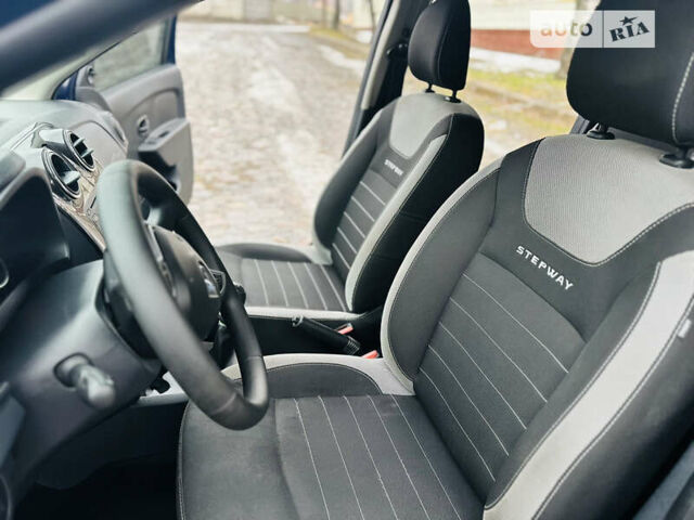 Рено Logan Stepway, объемом двигателя 1.6 л и пробегом 67 тыс. км за 10500 $, фото 12 на Automoto.ua