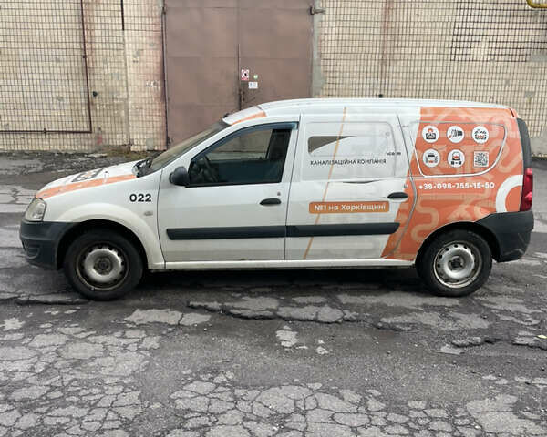 Рено Logan Van 2012 в Виннице на Automoto.ua Белый Рено Logan Van, объемом двигателя 1.6 л и пробегом 308 тыс. км за 3200 $, фото 1 на Automoto.ua