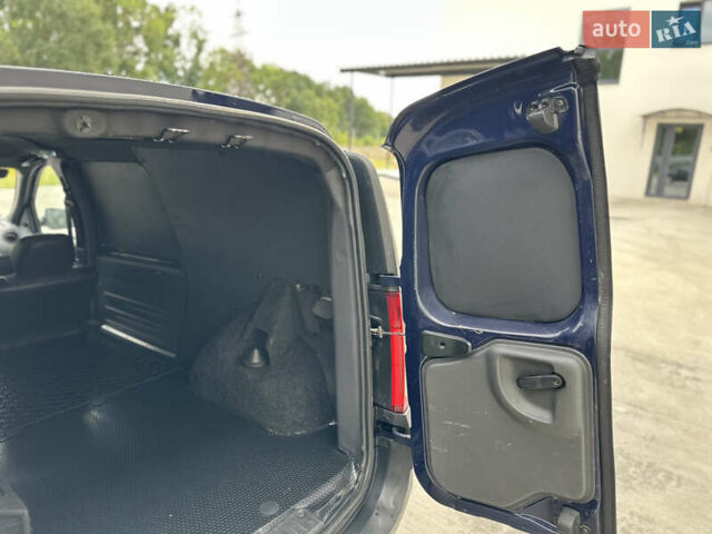 Синий Рено Logan Van, объемом двигателя 1.46 л и пробегом 383 тыс. км за 3000 $, фото 7 на Automoto.ua