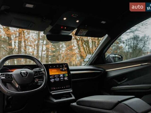 Белый Рено Megane E-Tech, объемом двигателя 0 л и пробегом 89 тыс. км за 19800 $, фото 27 на Automoto.ua