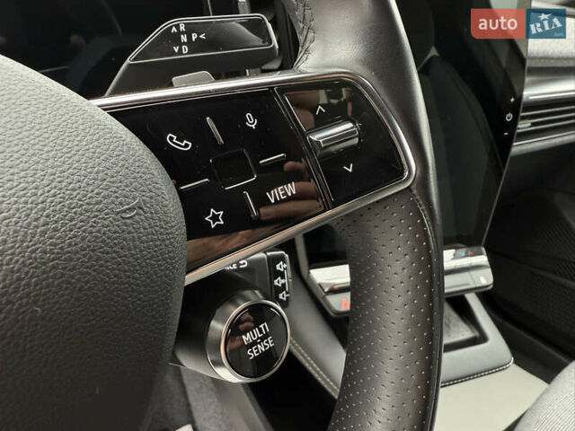 Белый Рено Megane E-Tech, объемом двигателя 0 л и пробегом 110 тыс. км за 19500 $, фото 29 на Automoto.ua