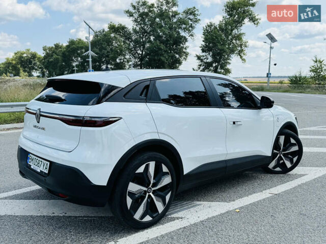Белый Рено Megane E-Tech, объемом двигателя 0 л и пробегом 3 тыс. км за 29500 $, фото 5 на Automoto.ua