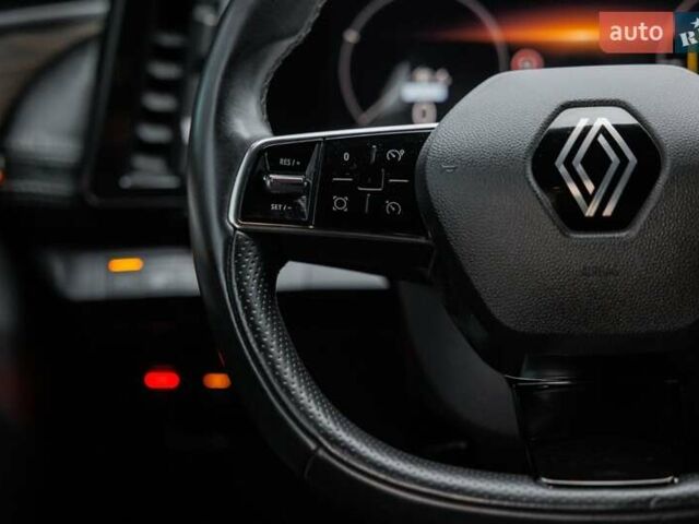 Белый Рено Megane E-Tech, объемом двигателя 0 л и пробегом 89 тыс. км за 19800 $, фото 30 на Automoto.ua